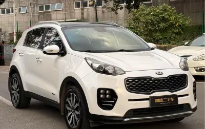 Kia K5, 2016