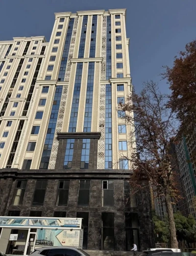 2-комн. квартира, 12 этаж, 56 м², Шохмансур, Танк, Бурчи Истиклол