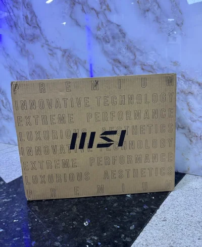 Игровой ноутбук MSI Titan 18 HX AI Ultra 9 285H 64/6TB SSD