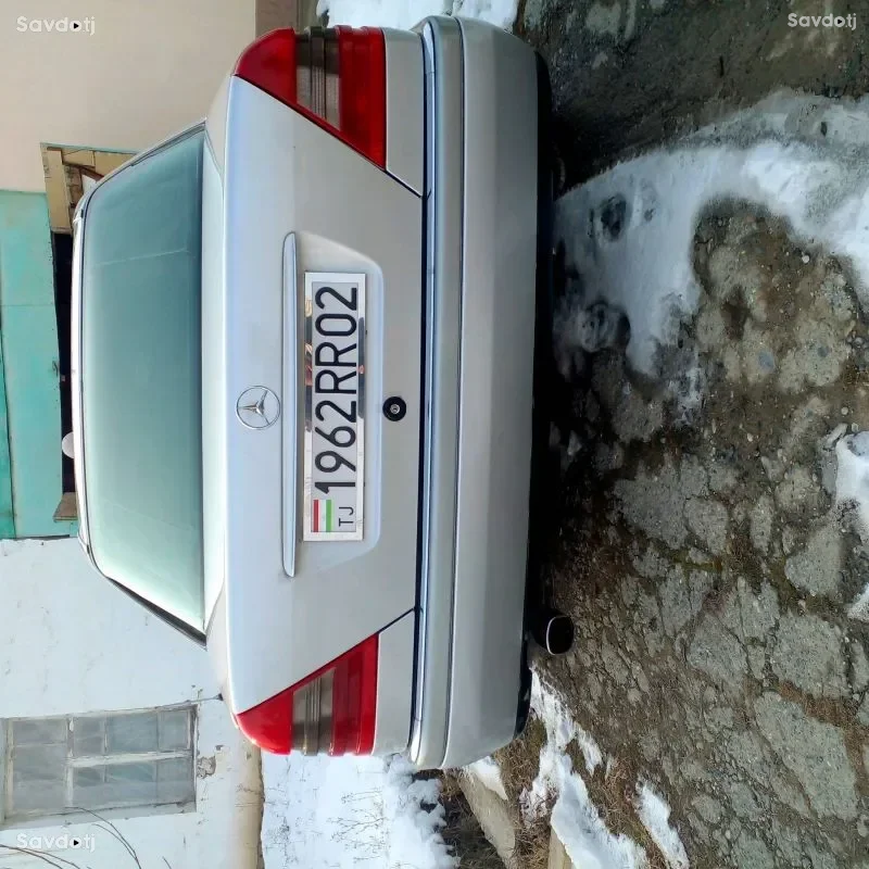 Mercedes-benz E class 1990