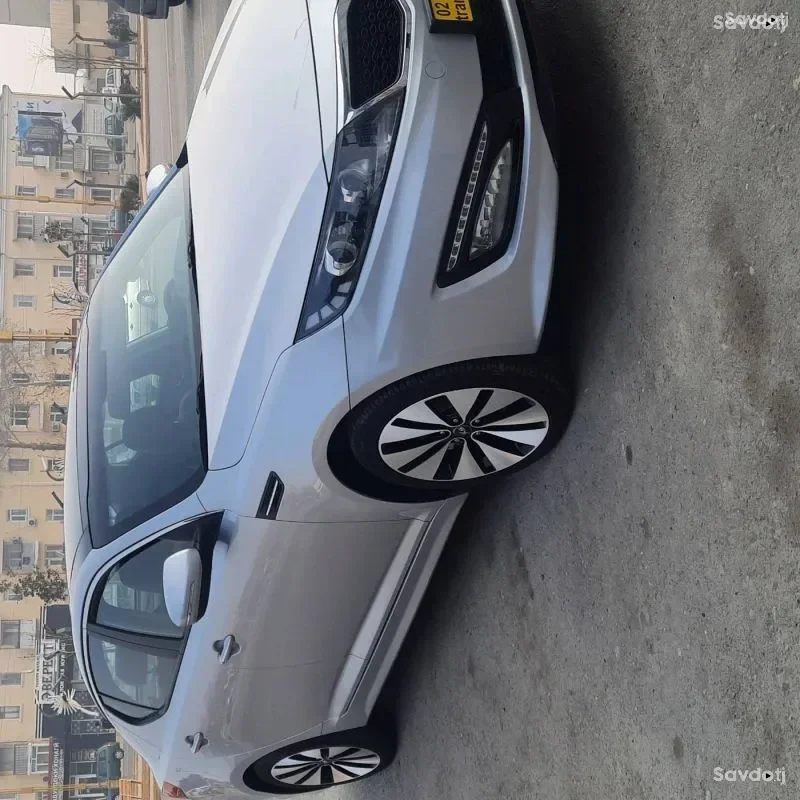 Kia K series 2011