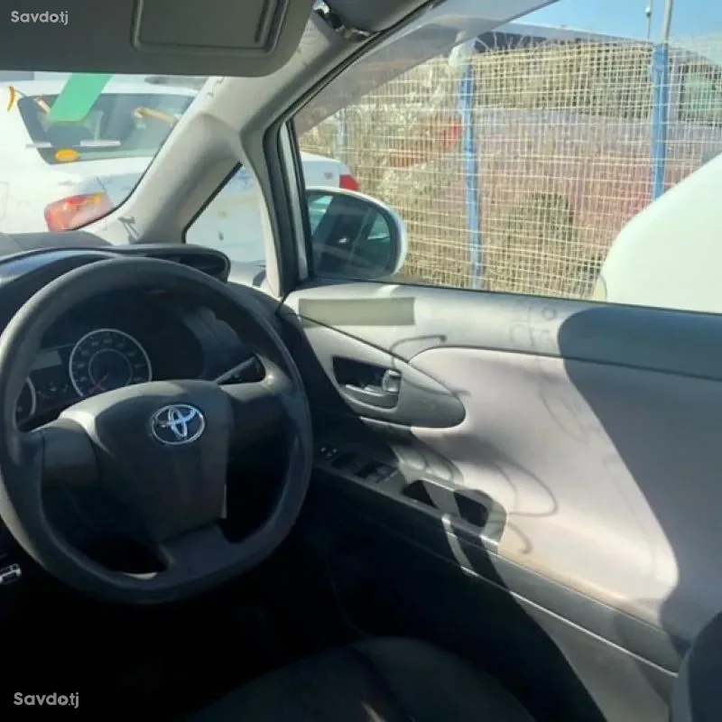 Toyota Wish 2009