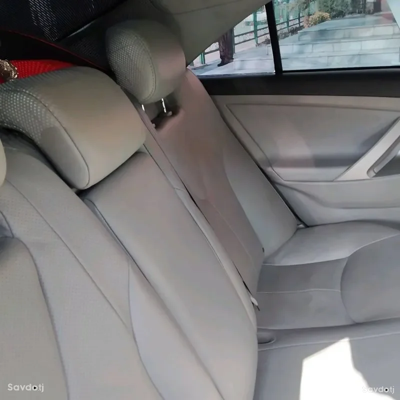Toyota Camry 2010