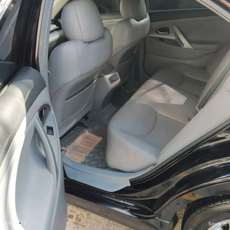 Toyota Camry 2010