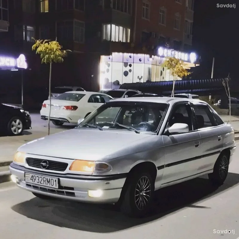 Opel Astra K 1997