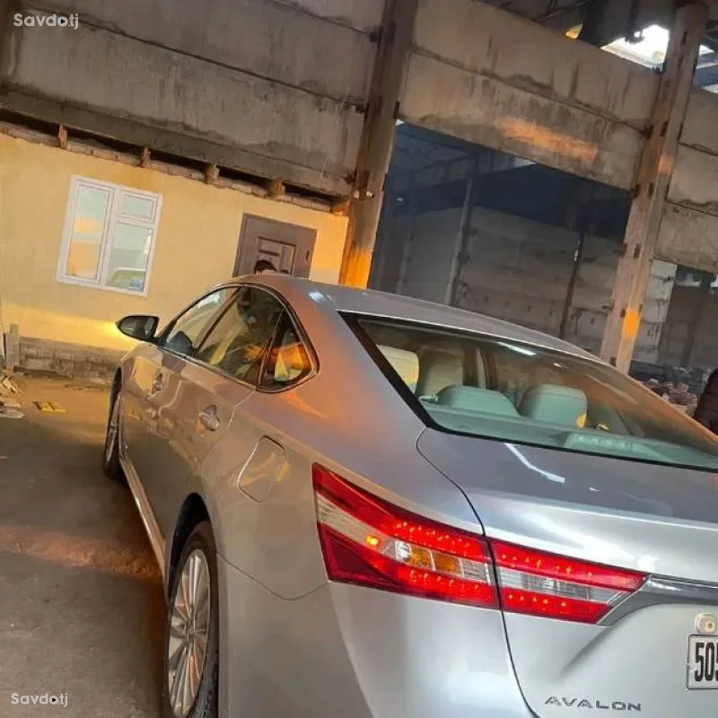 Toyota Avalon 2014