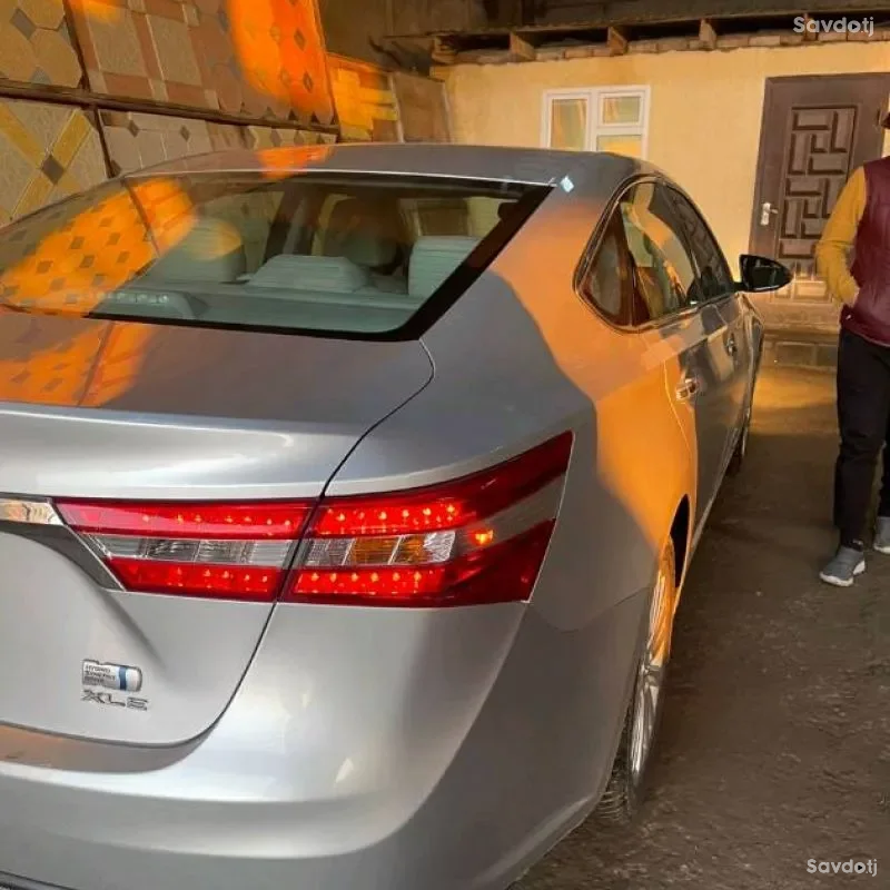 Toyota Avalon 2014