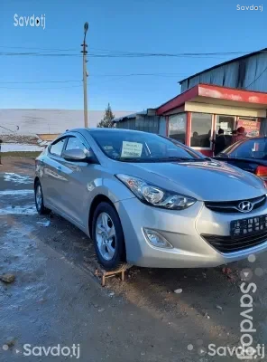 Hyundai Avante 2011
