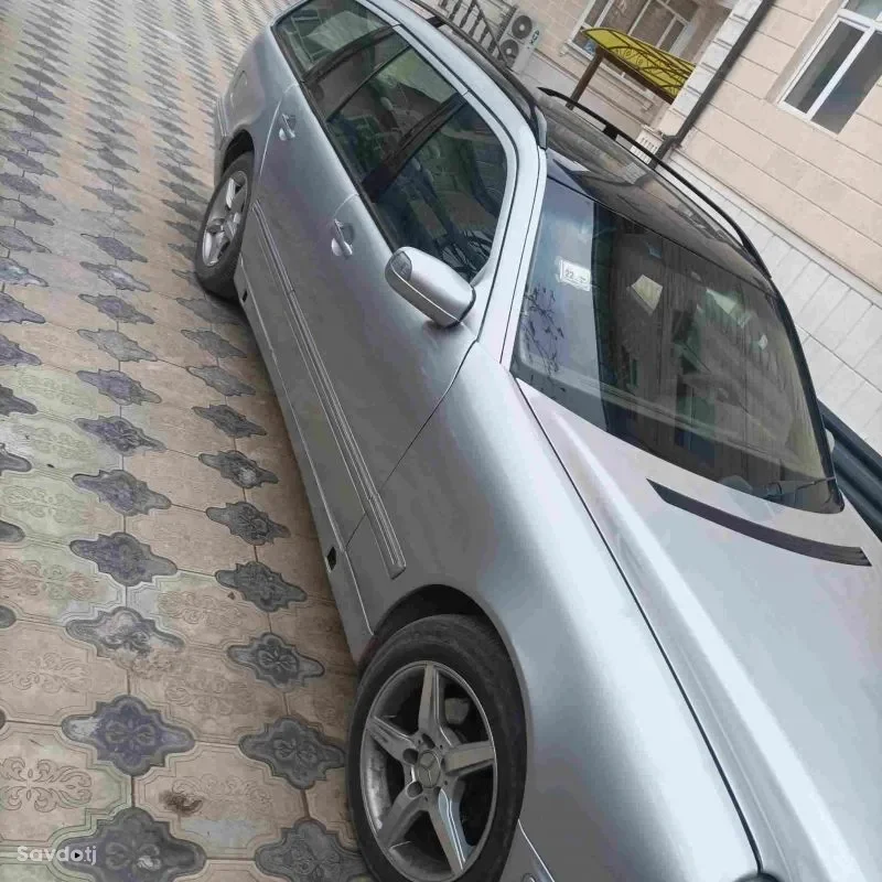 Mercedes-benz E class 2001