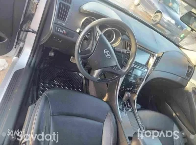 Hyundai Sonata 2011