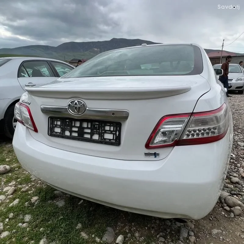 Toyota Camry 2011