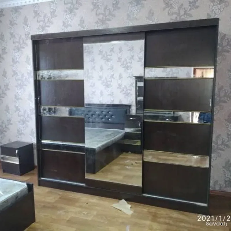 Спальный гарнитур