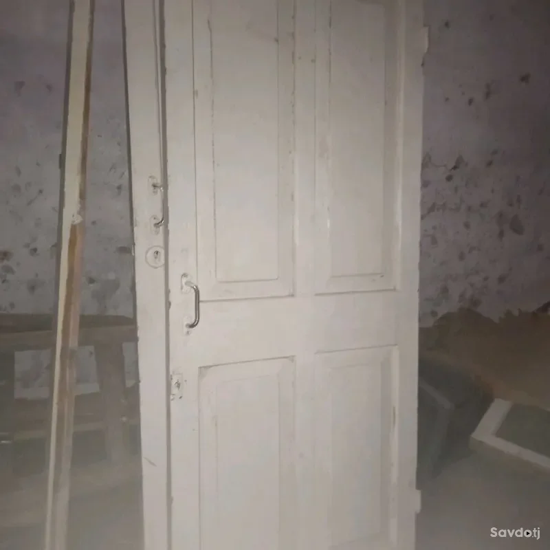 Дверь