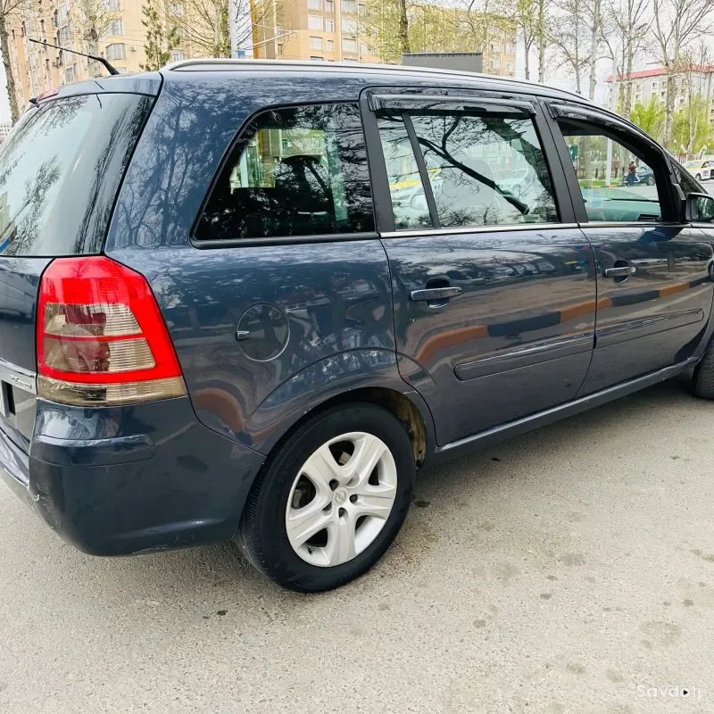 Opel Zafira 2009
