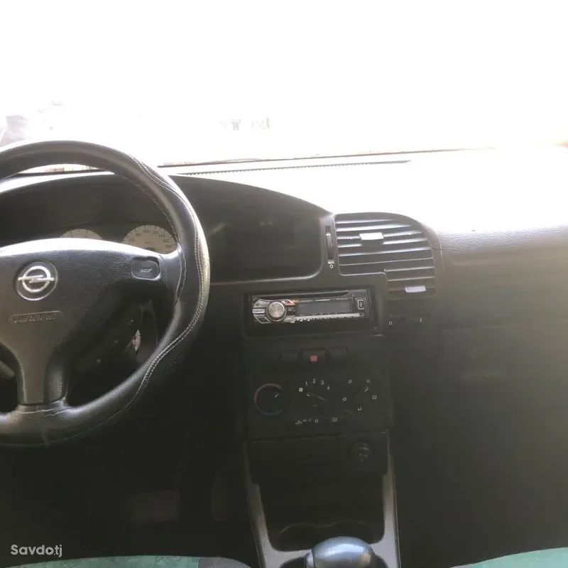 Opel Zafira 2001