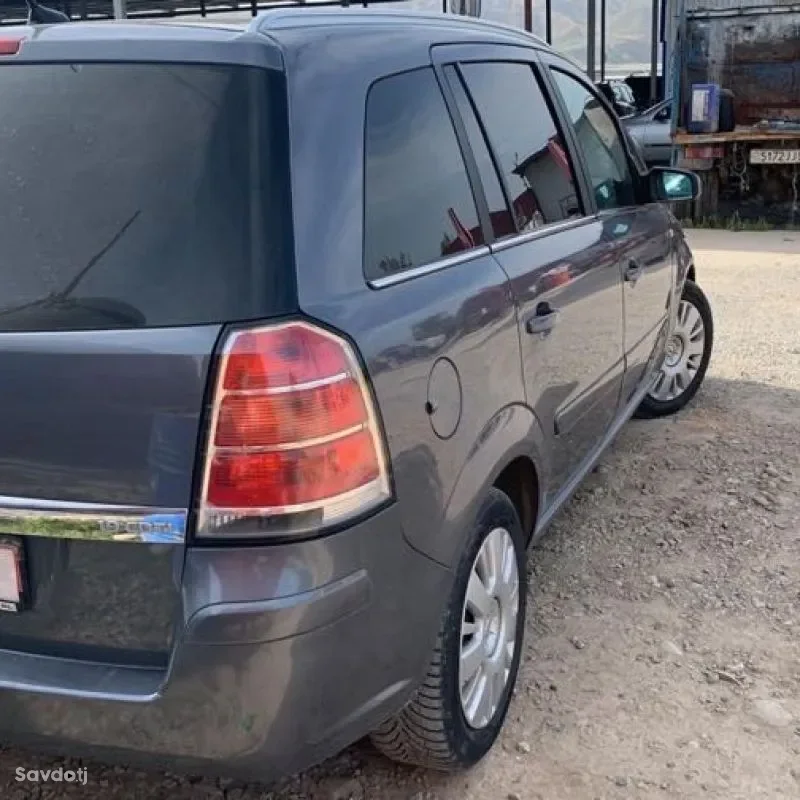 Opel Zafira 2008