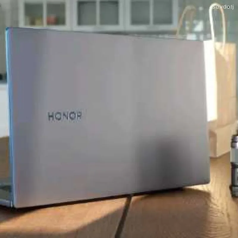 Honor MagicBook 15. intel Core i5