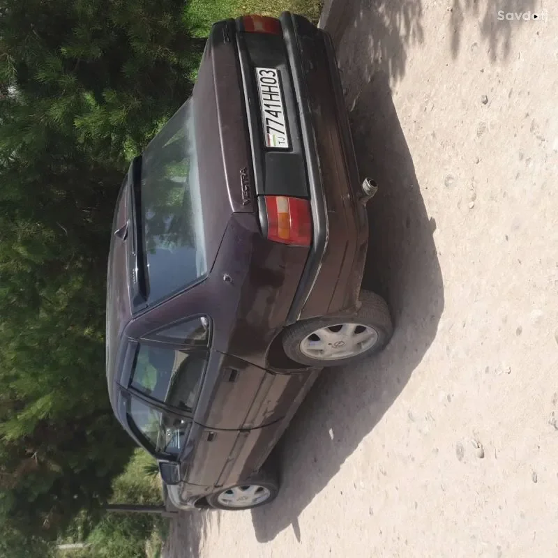 Opel Vectra a 1991
