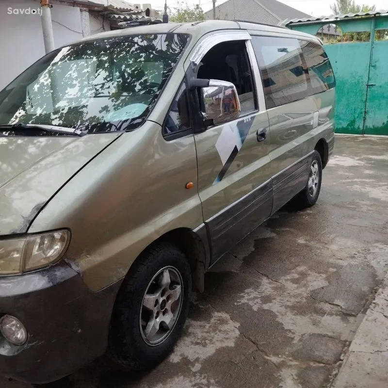 Hyundai Starex 2000