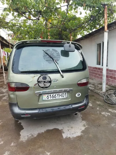 Hyundai Starex 2000
