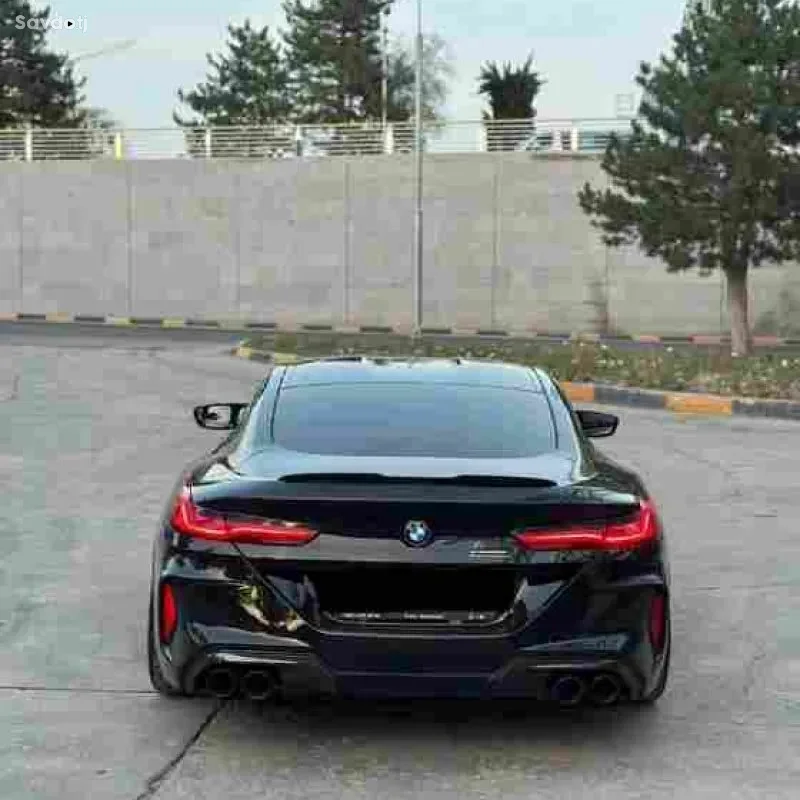 BMW M8 2022