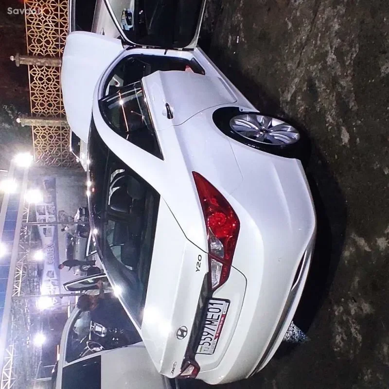 Hyundai Sonata 2011