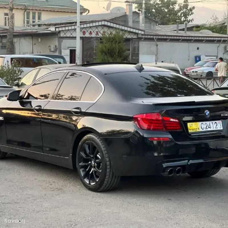 BMW 5 series 2011
