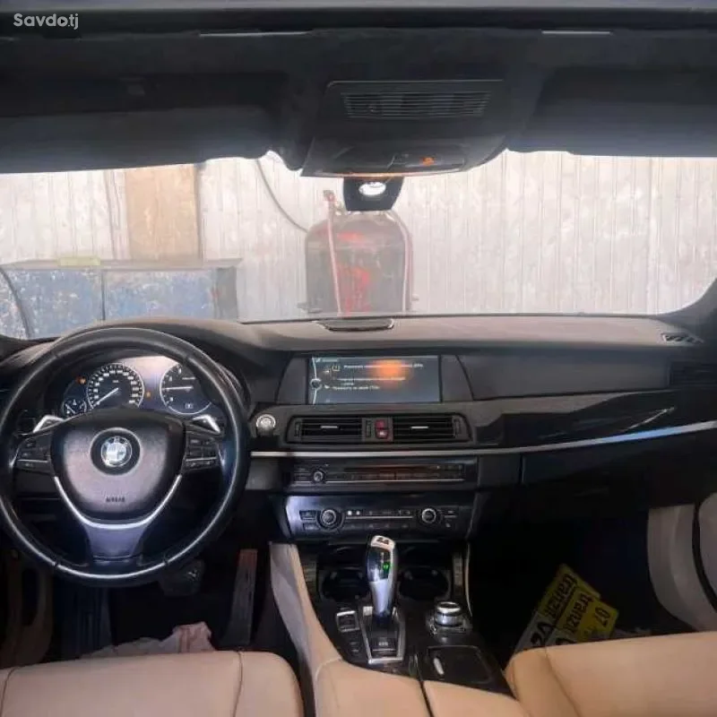 BMW 5 series 2011