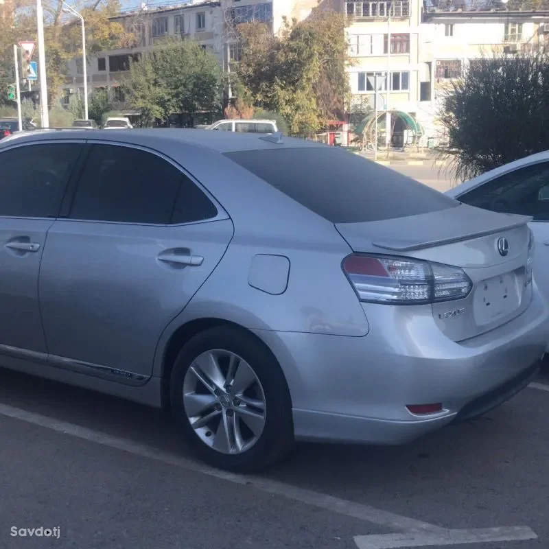 Lexus Hs series 2010