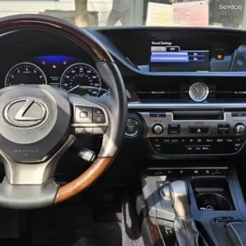 Lexus Es series 2014