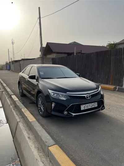 Toyota Camry 2017
