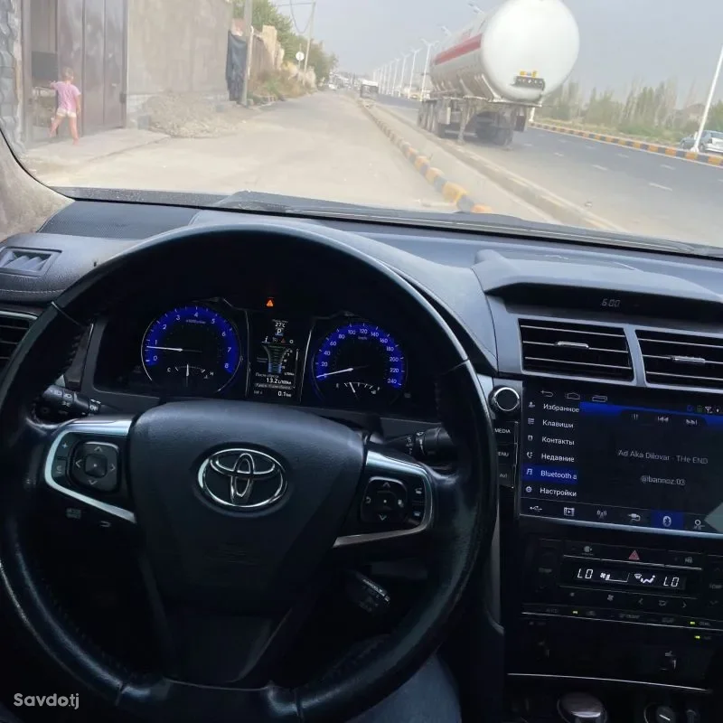 Toyota Camry 2017