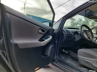 Toyota Prius 2014