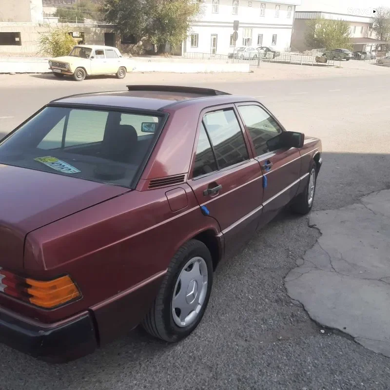 Mercedes-benz E class 1990