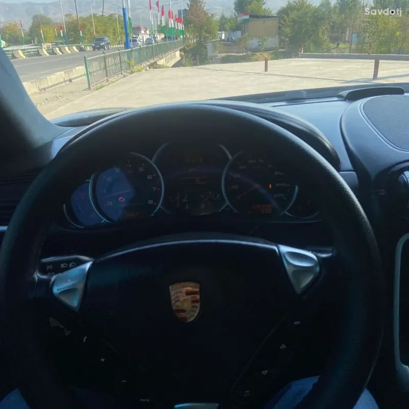 Porsche Cayenne 2010