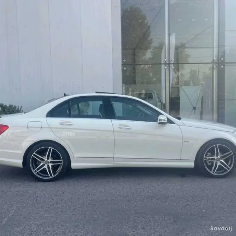 Mercedes-benz C class 2012