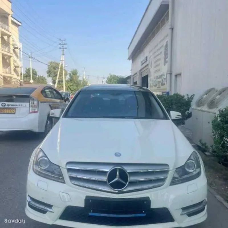 Mercedes-benz C class 2012