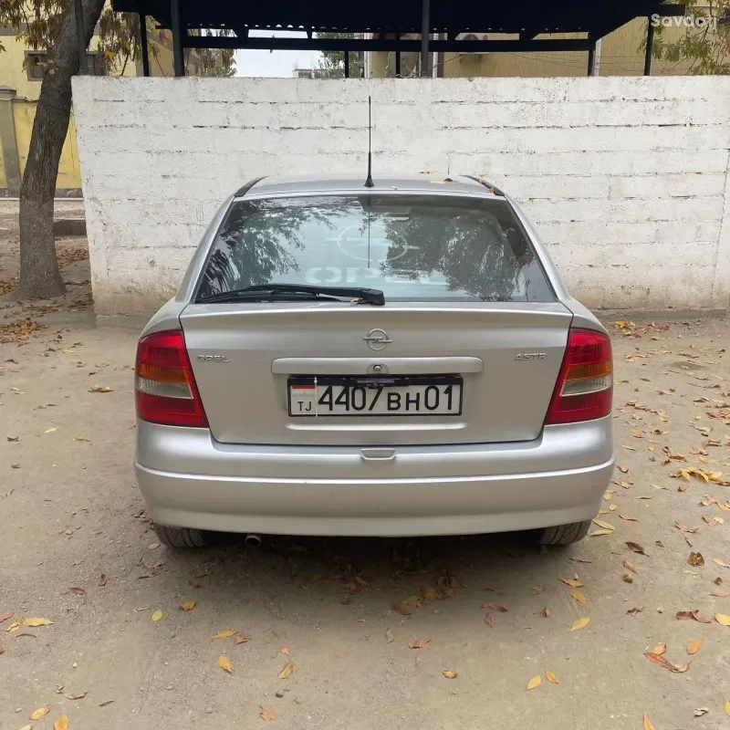 Opel Astra j 1999