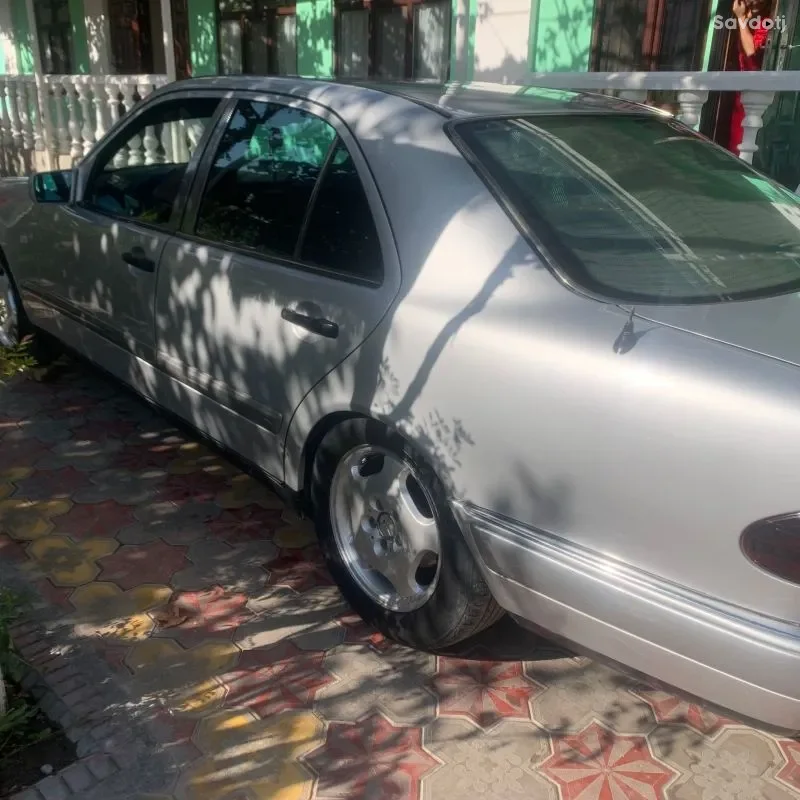 Mercedes-benz E class 1997