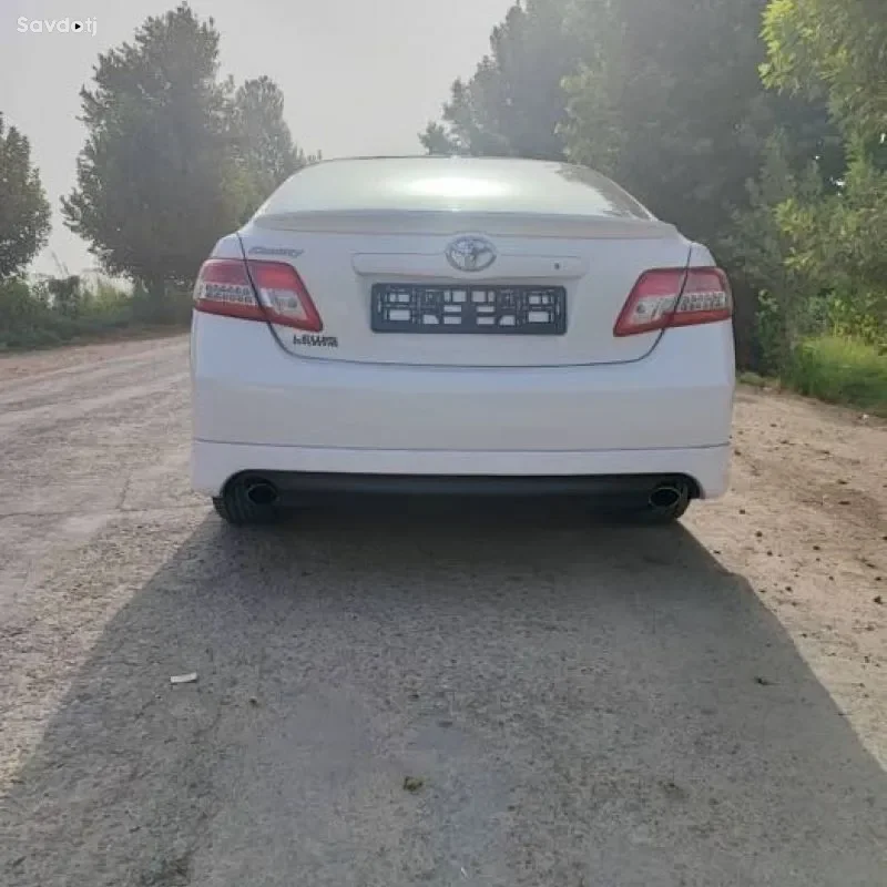 Toyota Camry 2011