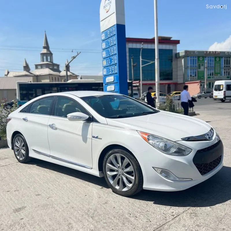 Hyundai Sonata 2013