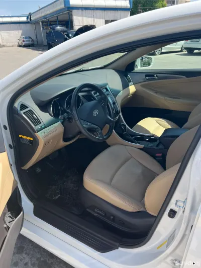 Hyundai Sonata 2013
