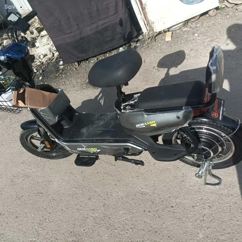 Скутер Электрони