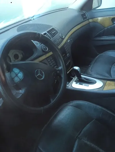 Mercedes-benz E class 2008