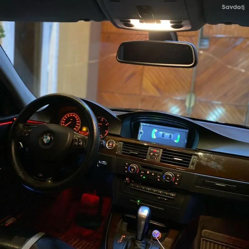 BMW 3 series 2011