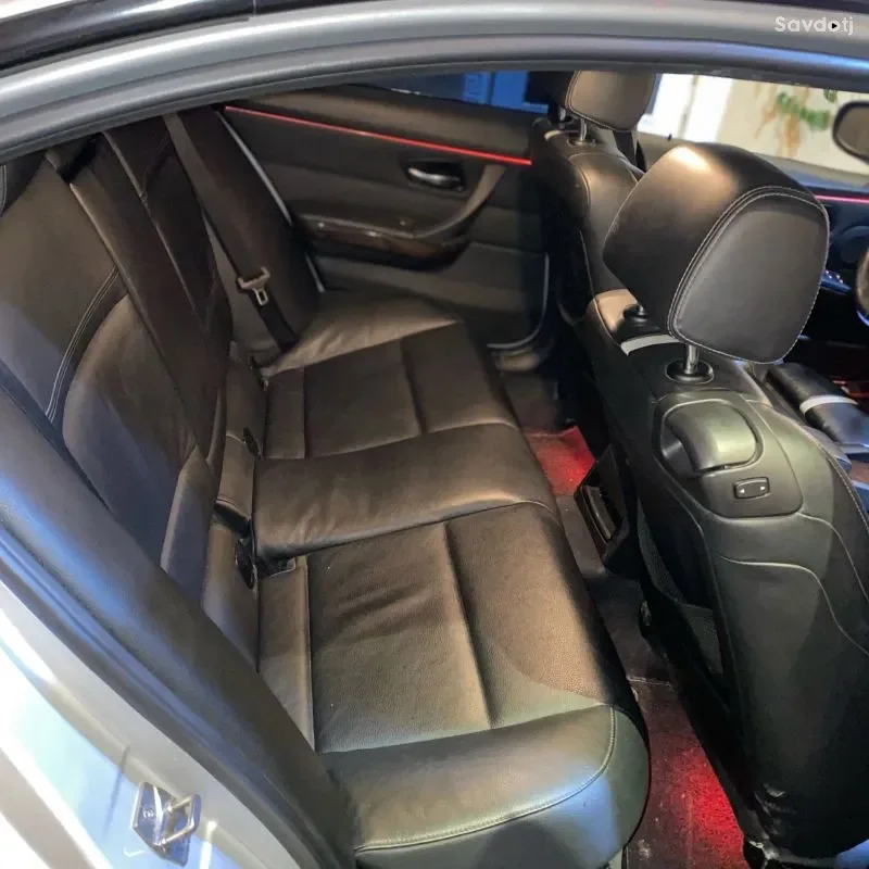 BMW 3 series 2011