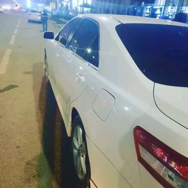 Toyota Camry 2011