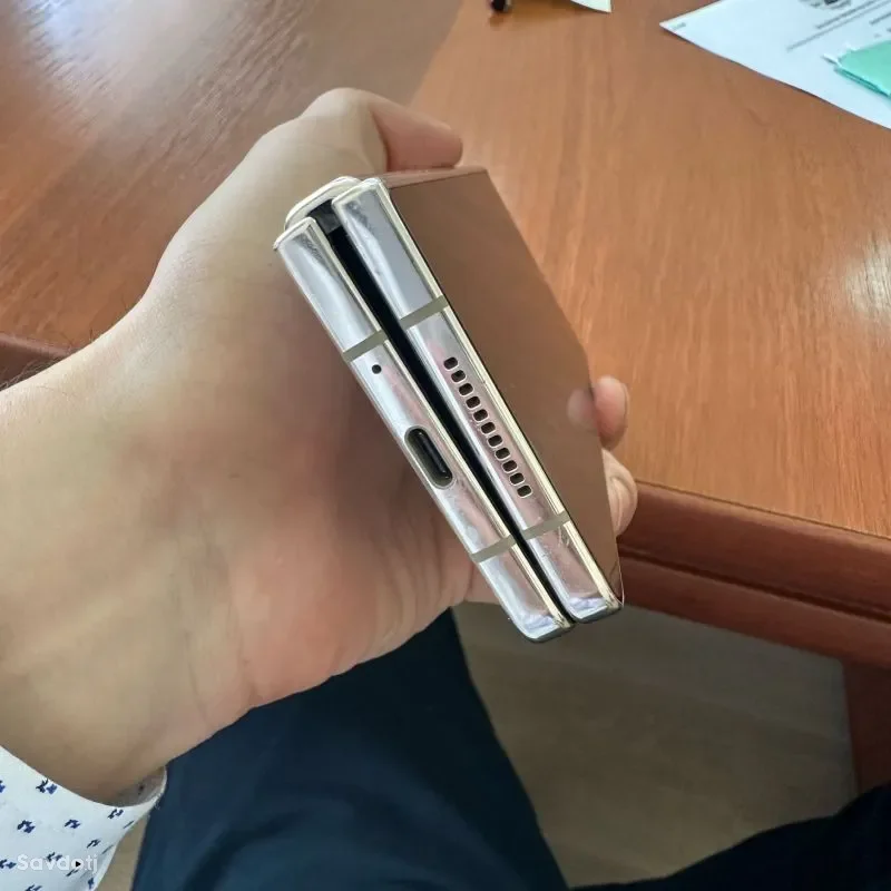 Samsung Galaxy Fold 256 gb