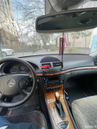 Mercedes-benz E class 2004