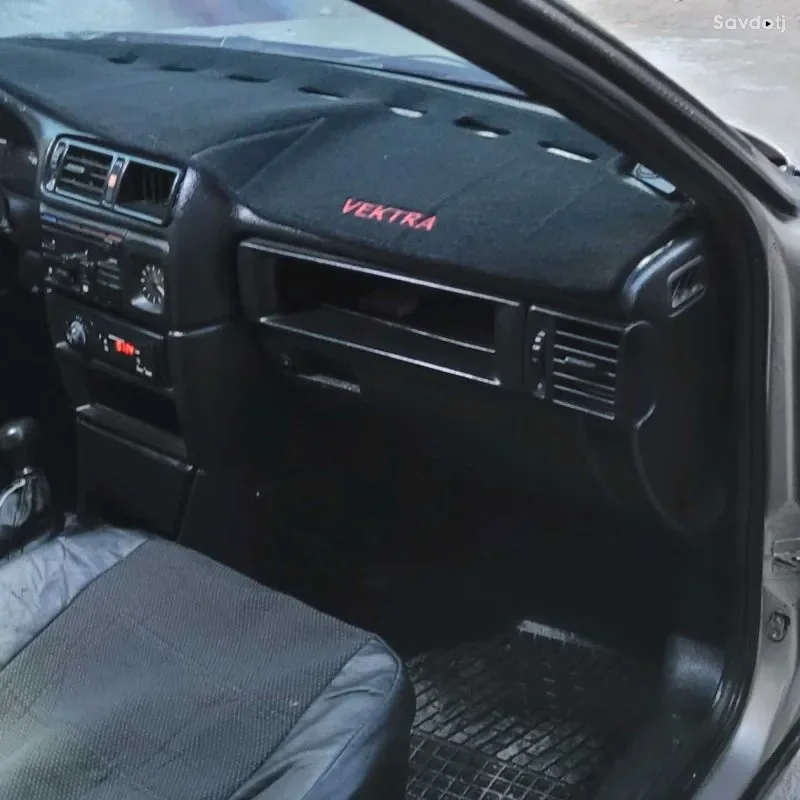 Opel Vectra a 1992